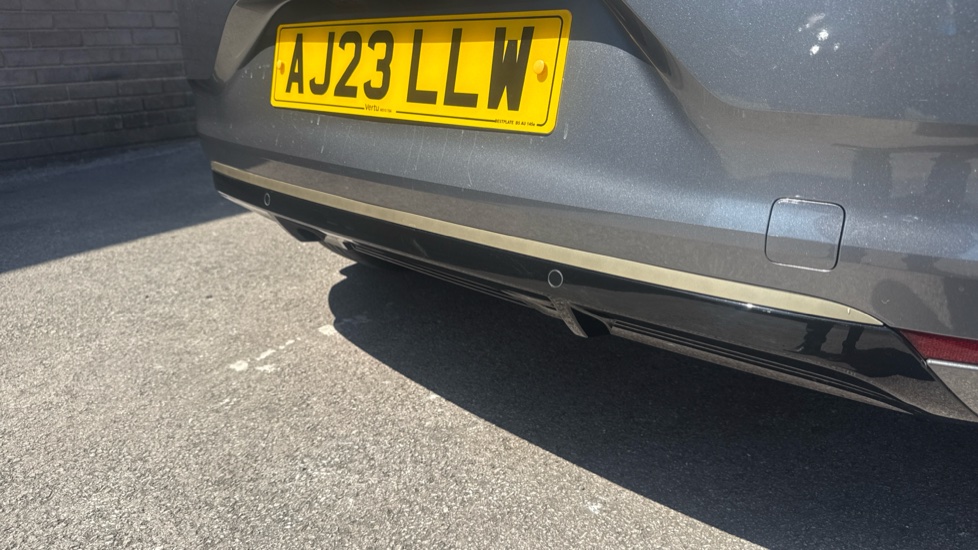 Renault Clio 1.6 E-TECH full hybrid 145 Engineered 5dr Auto Hybrid Hatchback - Image 28