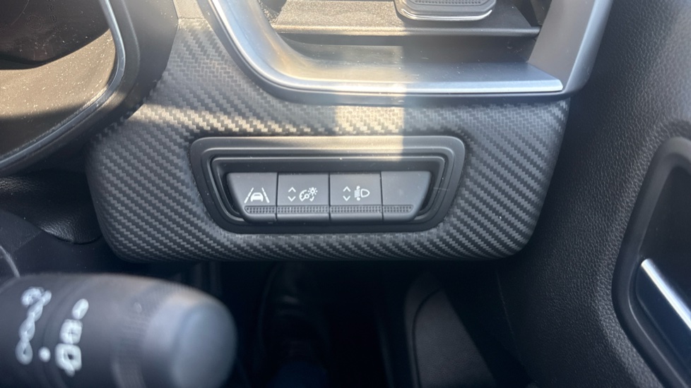 Renault Clio 1.6 E-TECH full hybrid 145 Engineered 5dr Auto Hybrid Hatchback - Image 34