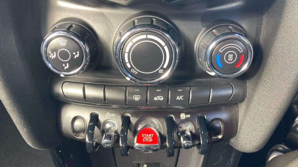 MINI Hatchback 1.5 Cooper Classic 3dr Auto Petrol Hatchback - Image 27