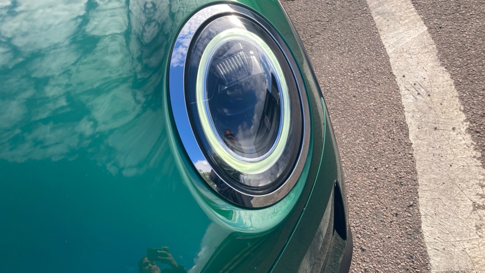 MINI Hatchback 1.5 Cooper Classic 3dr Auto Petrol Hatchback - Image 29