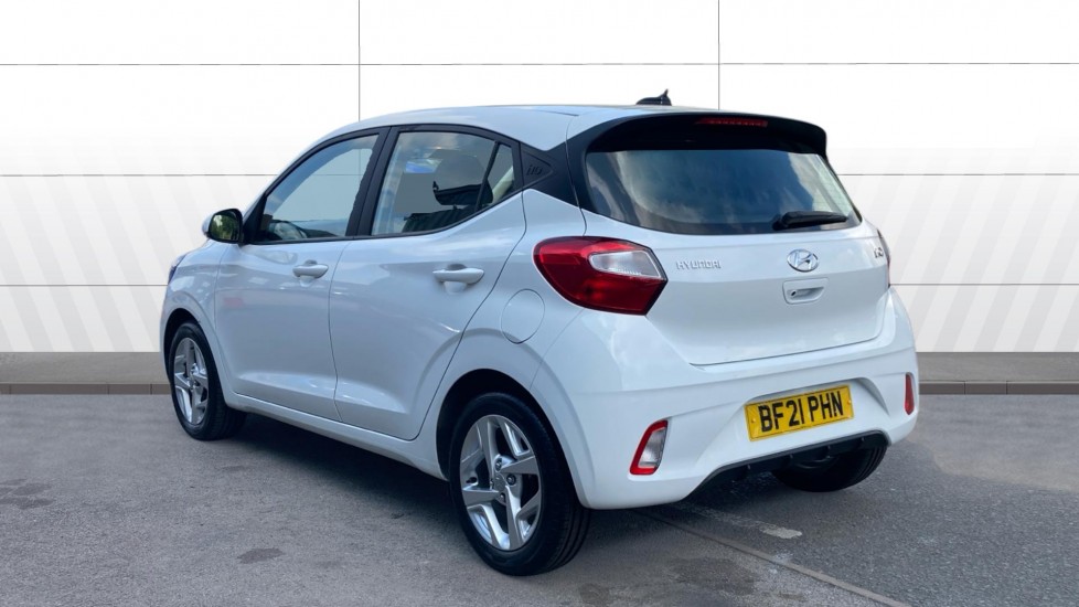 Hyundai i10 1.2 MPi SE Connect 5dr Auto Petrol Hatchback - Image 2