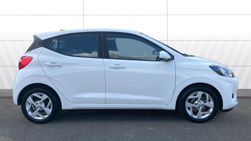 Hyundai i10 1.2 MPi SE Connect 5dr Auto Petrol Hatchback - Image 5