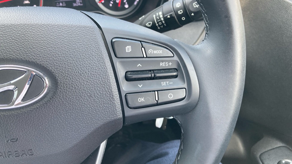 Hyundai i10 1.2 MPi SE Connect 5dr Auto Petrol Hatchback - Image 26