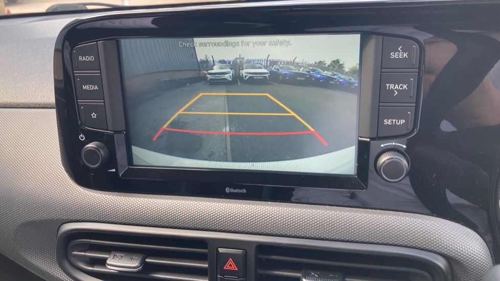 Hyundai i10 1.2 MPi SE Connect 5dr Auto Petrol Hatchback - Image 30