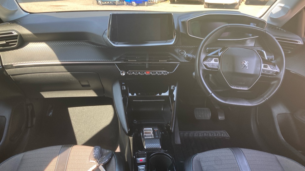Peugeot 208 1.2 PureTech 100 Allure Premium 5dr EAT8 Petrol Hatchback - Image 10