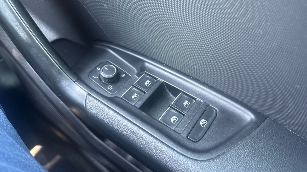 Audi A1 25 TFSI Sport 5dr Petrol Hatchback - Image 35