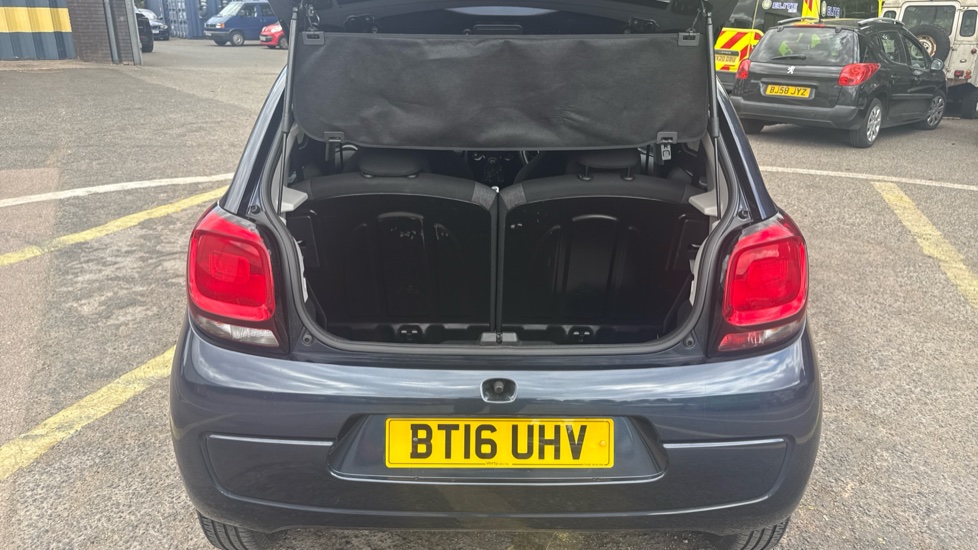 Citroen C1 1.2 PureTech Flair 5dr Petrol Hatchback - Image 4