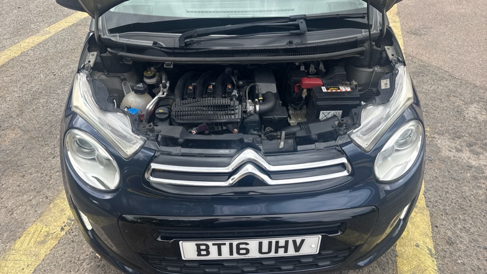 Citroen C1 1.2 PureTech Flair 5dr Petrol Hatchback - Image 8