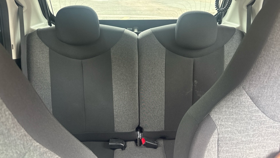Citroen C1 1.2 PureTech Flair 5dr Petrol Hatchback - Image 15