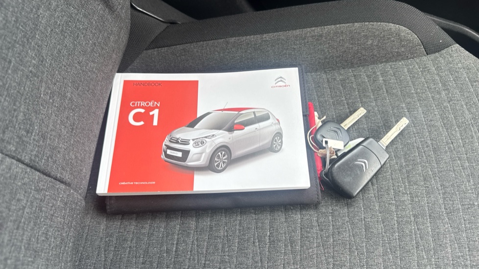 Citroen C1 1.2 PureTech Flair 5dr Petrol Hatchback - Image 19