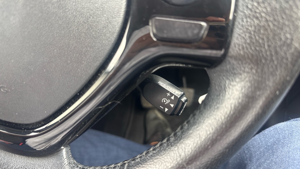 Citroen C1 1.2 PureTech Flair 5dr Petrol Hatchback - Image 32