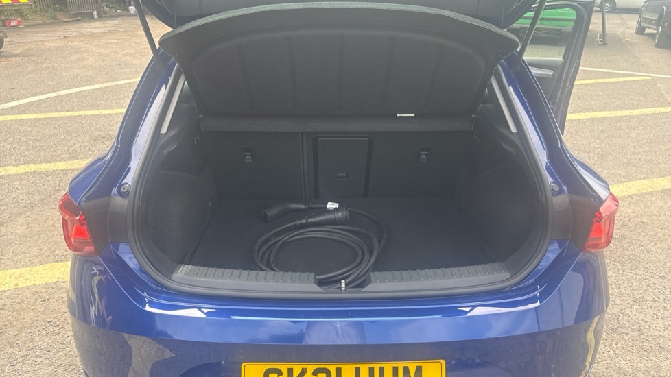 SEAT Leon 1.4 eHybrid FR 5dr DSG Hatchback - Image 4