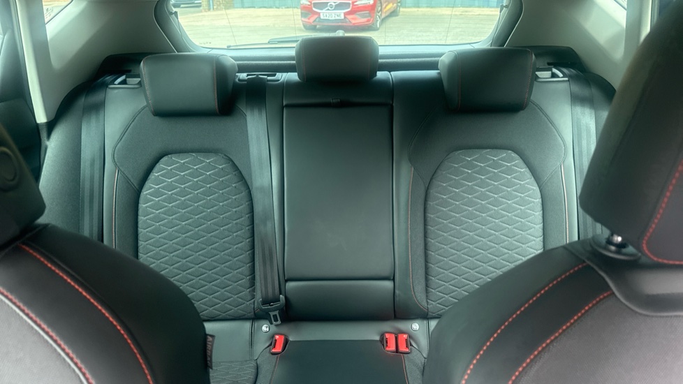 SEAT Leon 1.4 eHybrid FR 5dr DSG Hatchback - Image 15