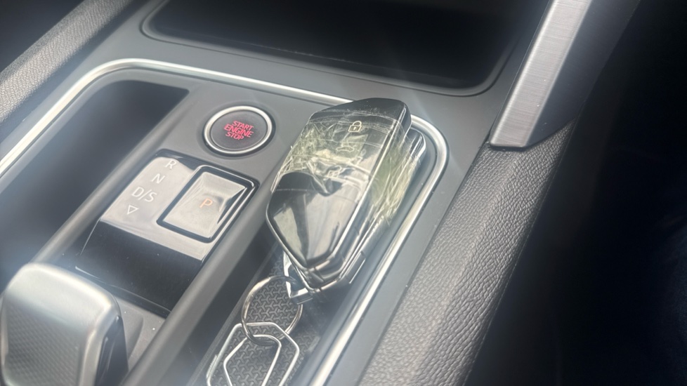 SEAT Leon 1.4 eHybrid FR 5dr DSG Hatchback - Image 19