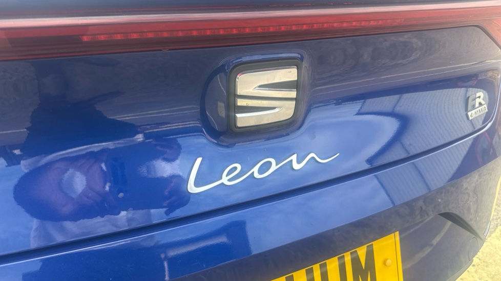 SEAT Leon 1.4 eHybrid FR 5dr DSG Hatchback - Image 26