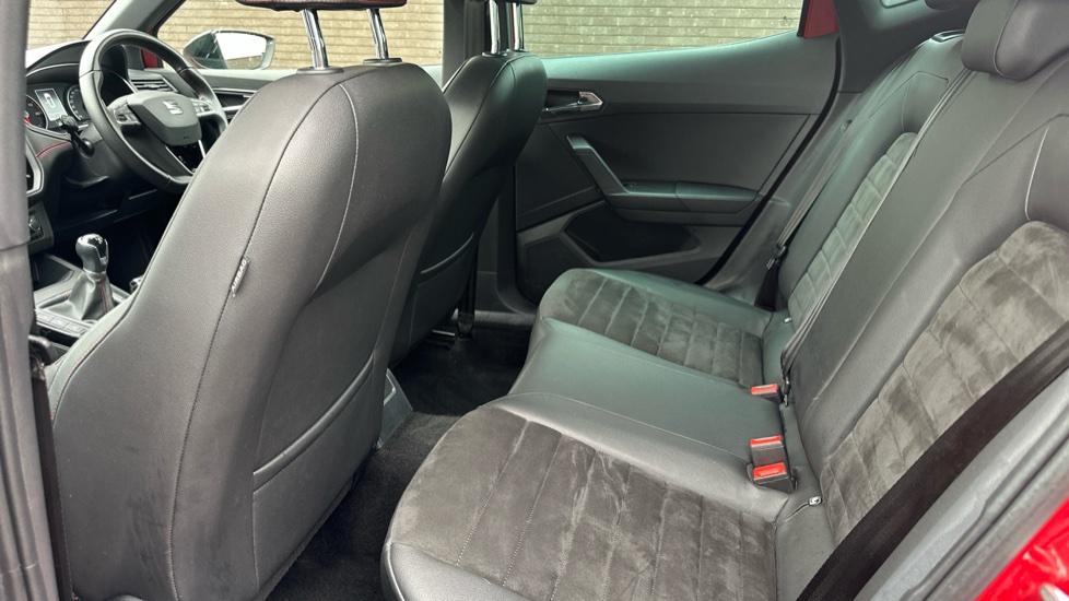 SEAT Arona 1.0 TSI 115 FR Sport 5dr Petrol Hatchback - Image 16
