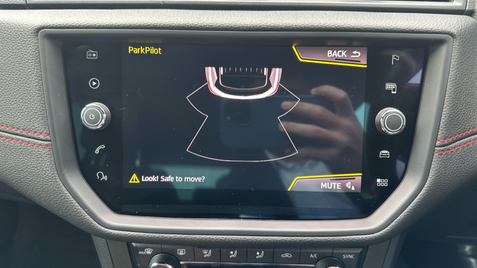 SEAT Arona 1.0 TSI 115 FR Sport 5dr Petrol Hatchback - Image 31