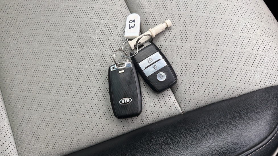 Kia Sportage 2.0 CRDi GT-Line S 5dr Auto [AWD] Diesel Estate - Image 20