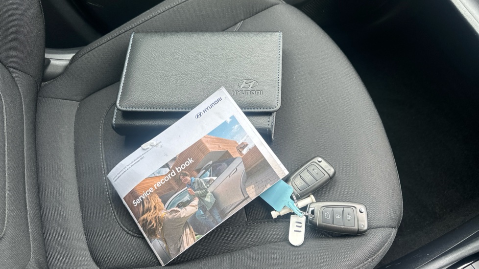 Hyundai TUCSON 1.6 TGDi SE Connect 5dr 2WD Petrol Estate - Image 19