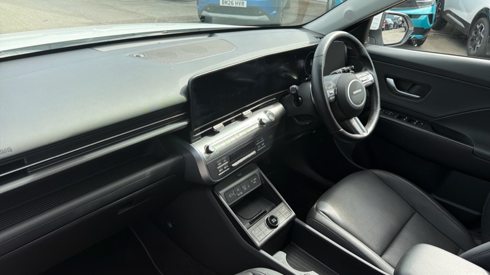 Hyundai KONA 1.6 Hybrid 129 Ultimate 5dr DCT Hybrid Hatchback - Image 9
