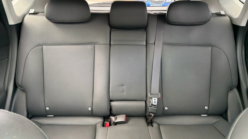 Hyundai KONA 1.6 Hybrid 129 Ultimate 5dr DCT Hybrid Hatchback - Image 15