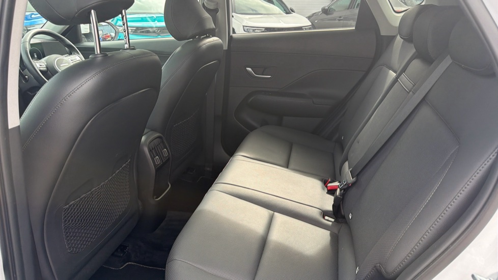 Hyundai KONA 1.6 Hybrid 129 Ultimate 5dr DCT Hybrid Hatchback - Image 16