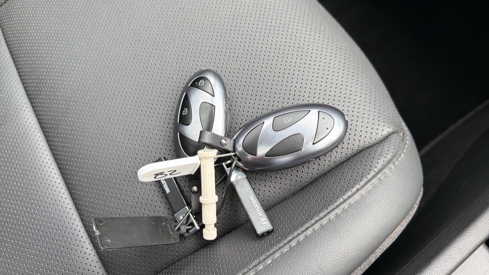 Hyundai KONA 1.6 Hybrid 129 Ultimate 5dr DCT Hybrid Hatchback - Image 20