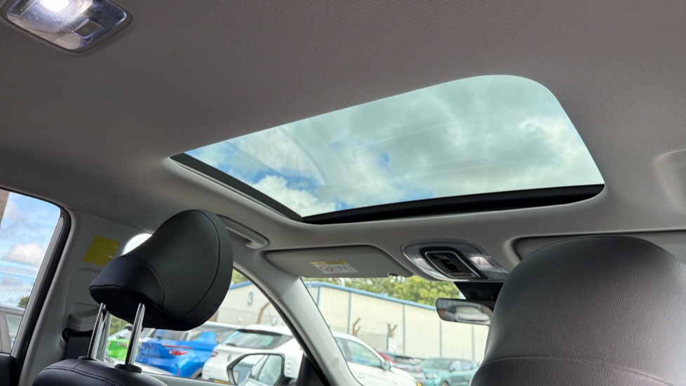 Hyundai KONA 1.6 Hybrid 129 Ultimate 5dr DCT Hybrid Hatchback - Image 45