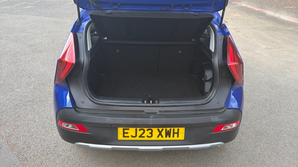 Hyundai BAYON 1.0 TGDi 48V MHEV Premium 5dr DCT Petrol Hatchback - Image 4