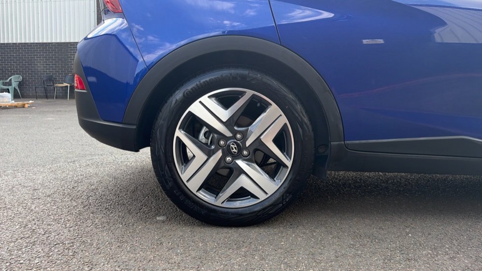 Hyundai BAYON 1.0 TGDi 48V MHEV Premium 5dr DCT Petrol Hatchback - Image 7