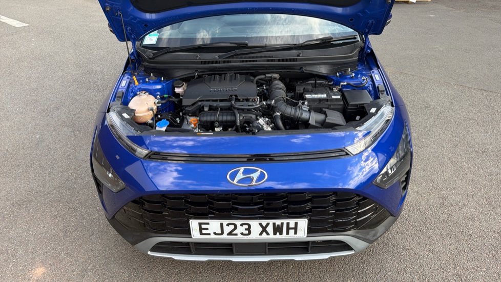 Hyundai BAYON 1.0 TGDi 48V MHEV Premium 5dr DCT Petrol Hatchback - Image 8