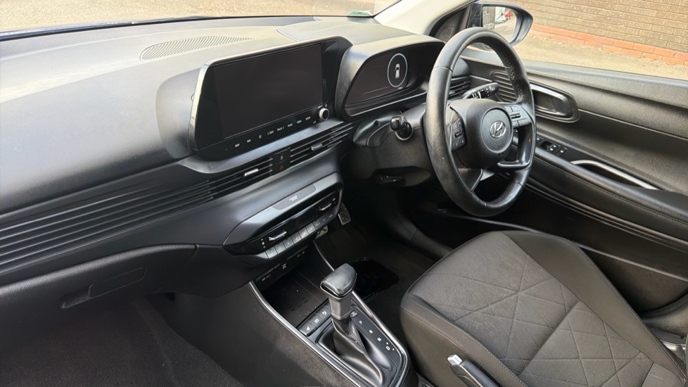 Hyundai BAYON 1.0 TGDi 48V MHEV Premium 5dr DCT Petrol Hatchback - Image 9