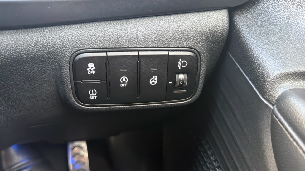 Hyundai BAYON 1.0 TGDi 48V MHEV Premium 5dr DCT Petrol Hatchback - Image 22