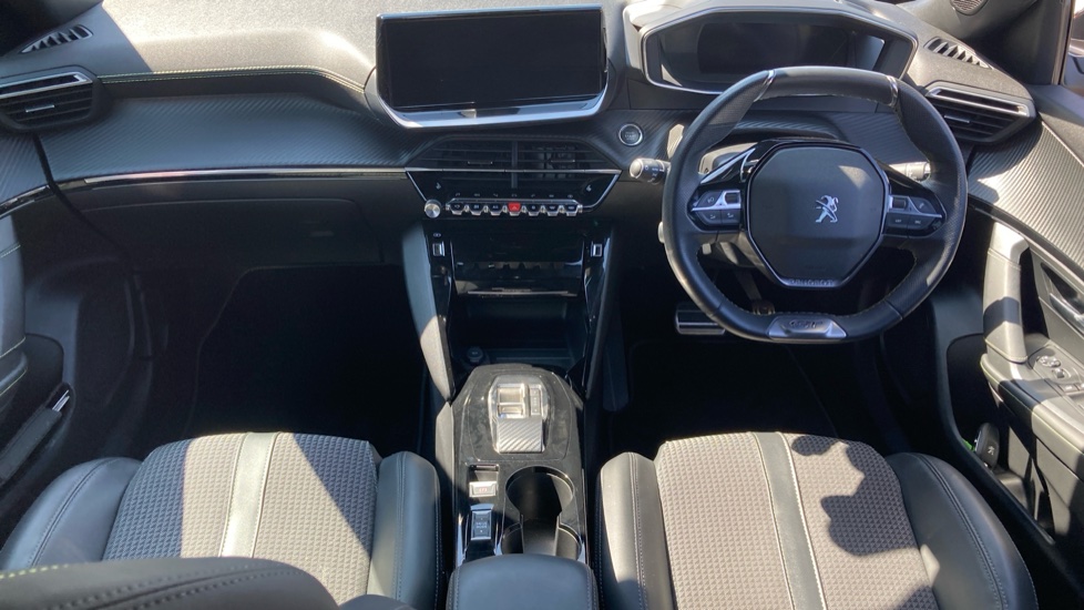 Peugeot 2008 100kW GT 50kWh 5dr Auto Electric Estate - Image 10