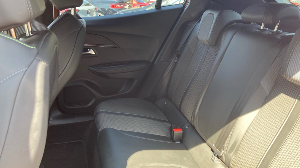 Peugeot 2008 100kW GT 50kWh 5dr Auto Electric Estate - Image 16