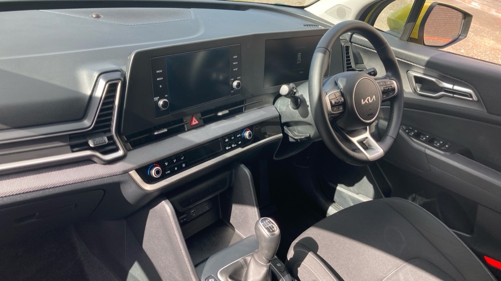 Kia Sportage 1.6T GDi ISG 2 5dr Petrol Estate - Image 9