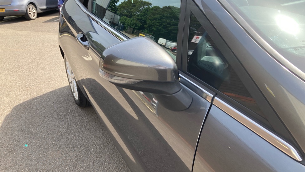 Ford Fiesta 1.0 EcoBoost Titanium 3dr Petrol Hatchback - Image 29