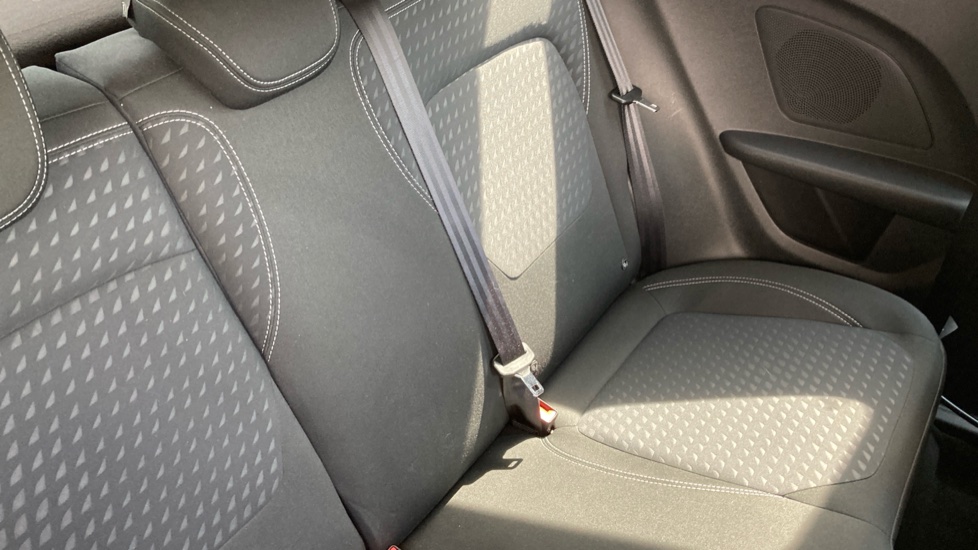 Ford Fiesta 1.0 EcoBoost Titanium 3dr Petrol Hatchback - Image 40