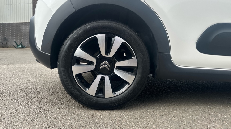 Citroen C3 1.2 PureTech C-Series Edition 5dr Petrol Hatchback - Image 7