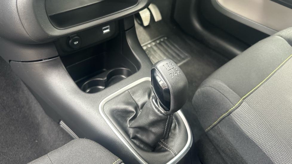 Citroen C3 1.2 PureTech C-Series Edition 5dr Petrol Hatchback - Image 13