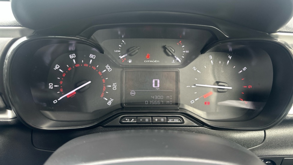 Citroen C3 1.2 PureTech C-Series Edition 5dr Petrol Hatchback - Image 18