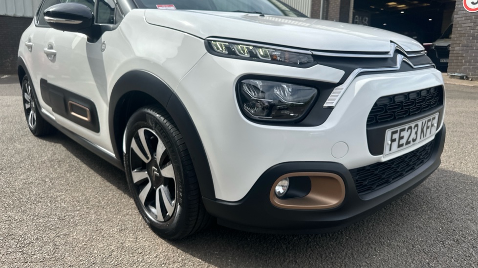 Citroen C3 1.2 PureTech C-Series Edition 5dr Petrol Hatchback - Image 45