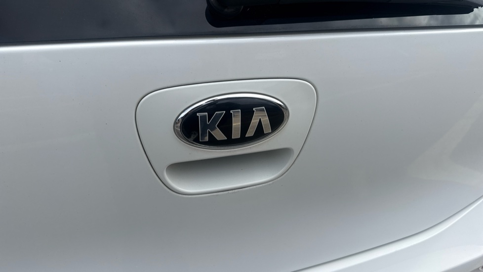 Kia Picanto 1.0 GT-line 5dr Petrol Hatchback - Image 27