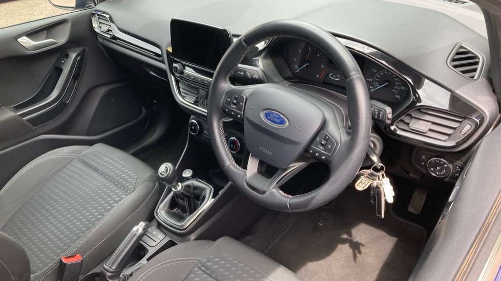 Ford Fiesta 1.5 TDCi Zetec 5dr Diesel Hatchback - Image 11