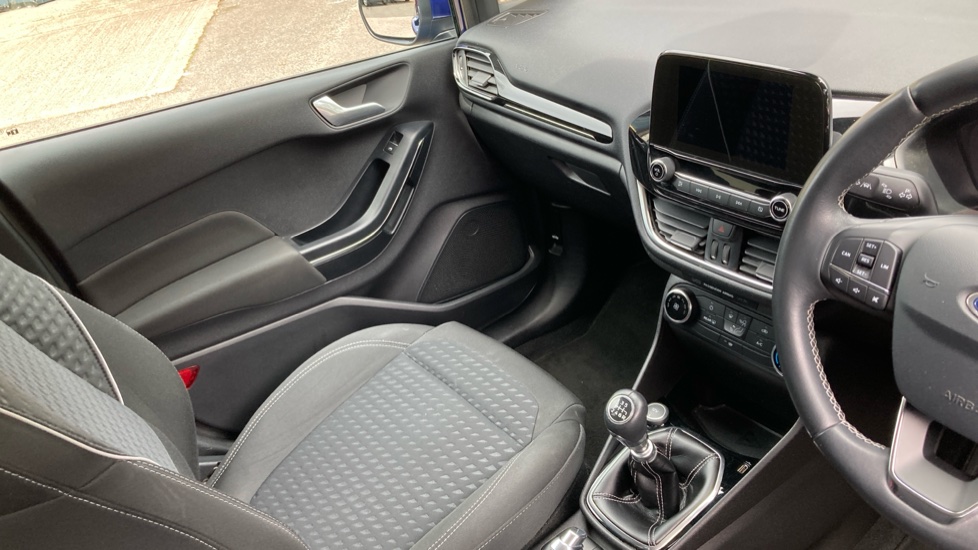Ford Fiesta 1.5 TDCi Zetec 5dr Diesel Hatchback - Image 14