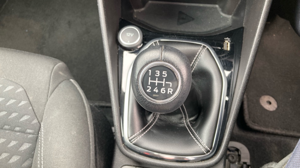 Ford Fiesta 1.5 TDCi Zetec 5dr Diesel Hatchback - Image 34