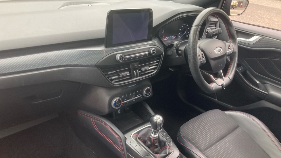 Ford Focus 1.0 EcoBoost 125 ST-Line X 5dr Petrol Hatchback - Image 9