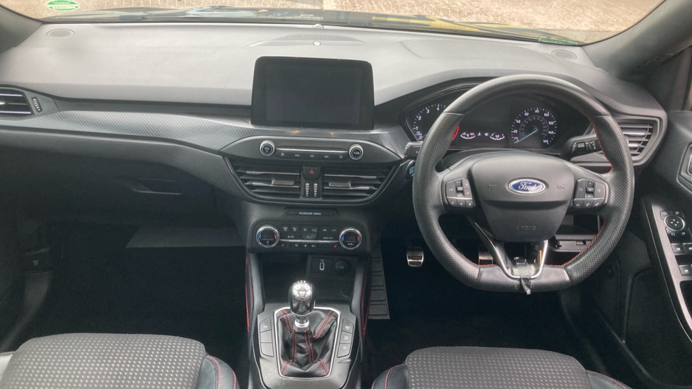 Ford Focus 1.0 EcoBoost 125 ST-Line X 5dr Petrol Hatchback - Image 10