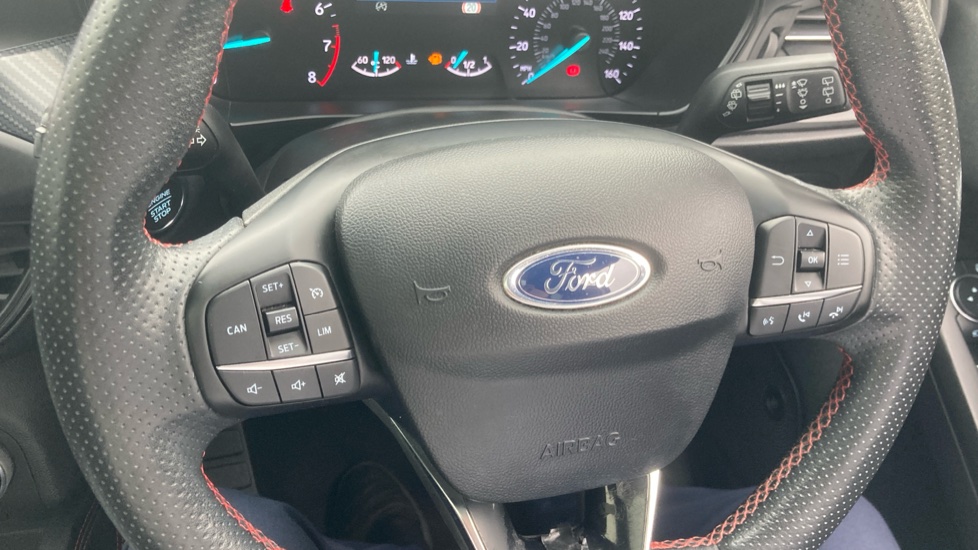 Ford Focus 1.0 EcoBoost 125 ST-Line X 5dr Petrol Hatchback - Image 42