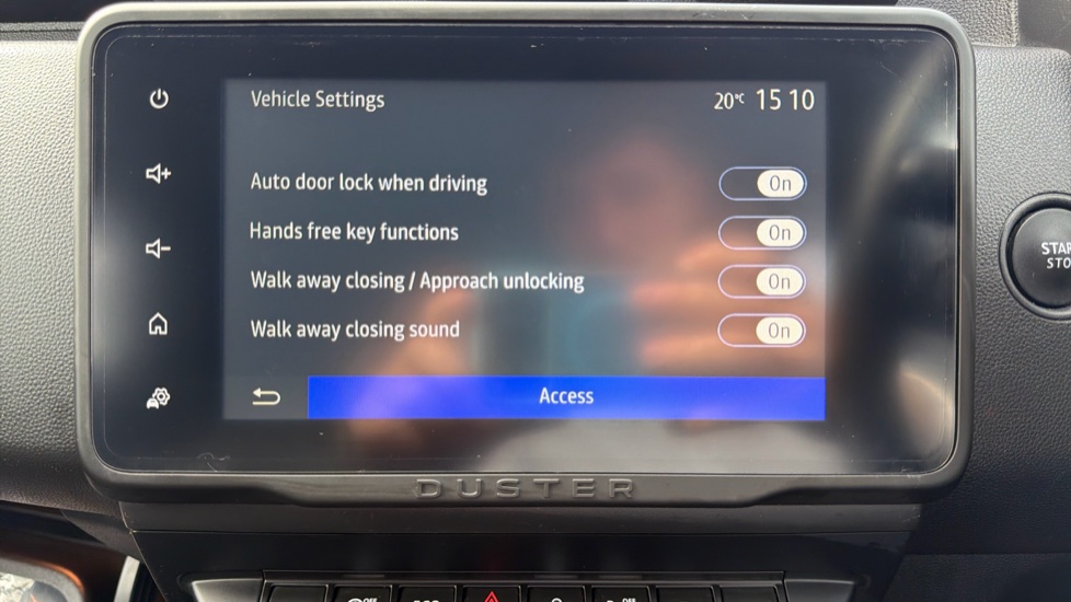 Dacia Duster 1.3 TCe 150 Prestige 5dr EDC Petrol Estate - Image 31